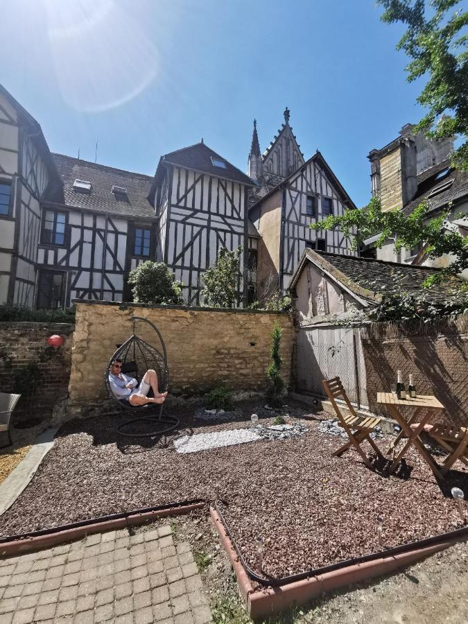 Les Cieux De La Cathedrale - Calme - Jardin - Wifi Apartment ทรัวส์ ภายนอก รูปภาพ