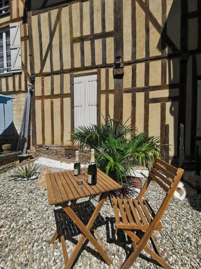 Les Cieux De La Cathedrale - Calme - Jardin - Wifi Apartment ทรัวส์ ภายนอก รูปภาพ