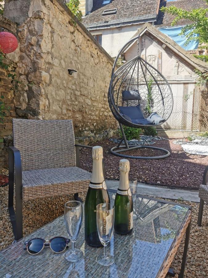 Les Cieux De La Cathedrale - Calme - Jardin - Wifi Apartment ทรัวส์ ภายนอก รูปภาพ