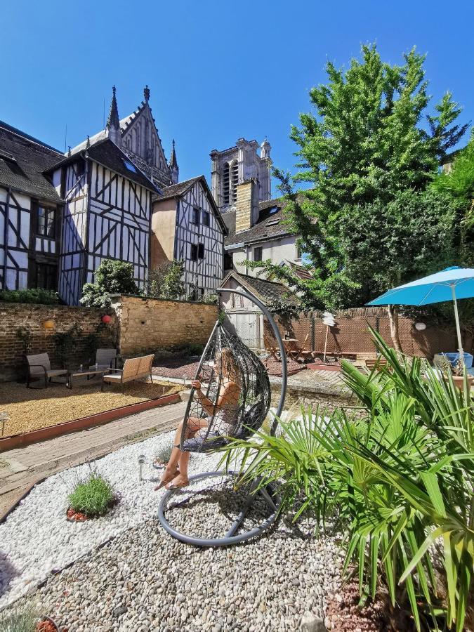 Les Cieux De La Cathedrale - Calme - Jardin - Wifi Apartment ทรัวส์ ภายนอก รูปภาพ